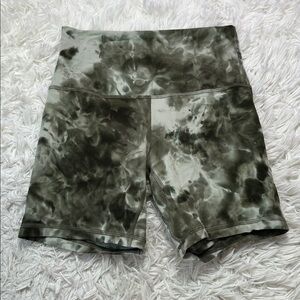 Lululemon Align Short 6" *Diamond Dye Diamond Dye Light Sage Army Green Dark Oli